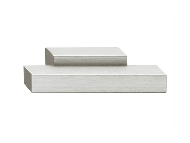 Tay nắm tủ Hafele Chrome bóng 80x24mm 110.35.281